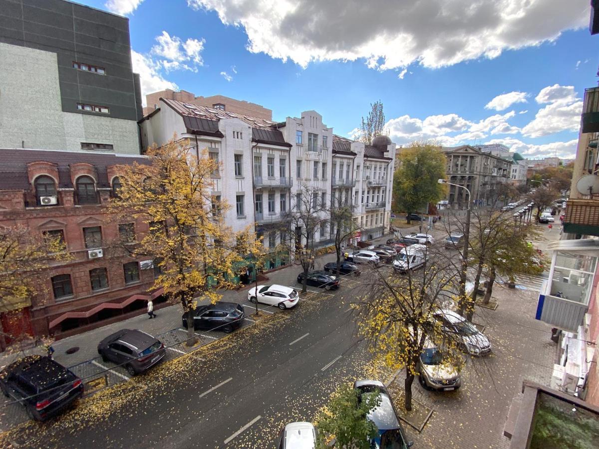 Історія Міста В Сучасності Завжди Зі Світлом Dnipro Exterior foto